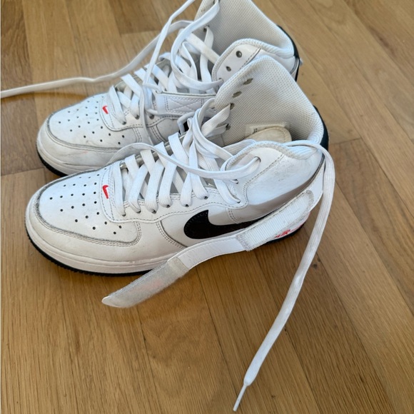 Nike Kids White and Black Air Sneakers - Picture 10 of 13